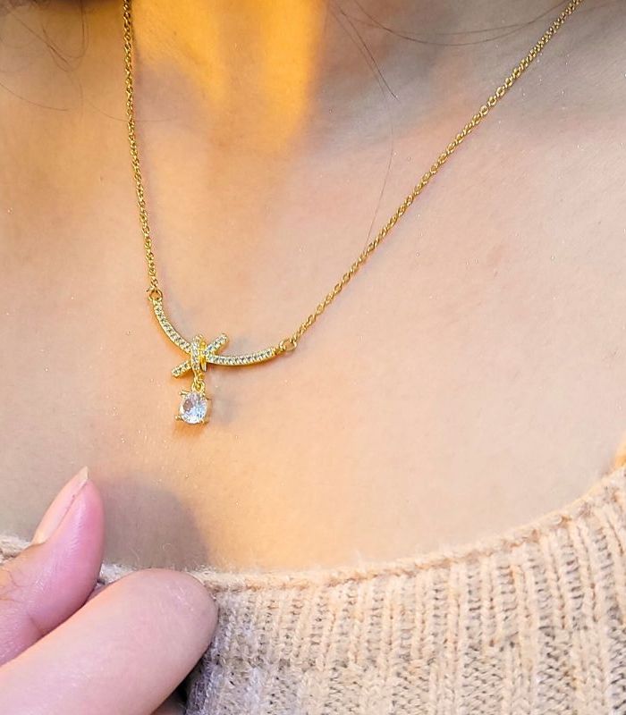 Zoru Necklace