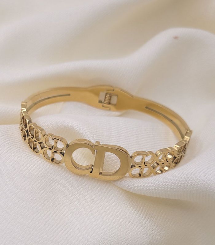 Oceyra Bracelets