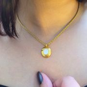 Anti-tarnish hypoallergenic gold-plated Pearl Paradox Necklace