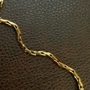 fashion bracelet, anti tarnish bracelet, waterproof bracelet, stainless steel jewellery, imitation bracelet, gold plated bracelet, daily wear bracelet, minimalist bracelet, statement jewellery, officewear jewellery