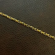 fashion bracelet, anti tarnish bracelet, waterproof bracelet, stainless steel jewellery, imitation bracelet, gold plated bracelet, daily wear bracelet, minimalist bracelet, statement jewellery, officewear jewellery