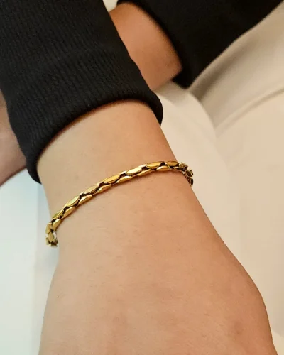 Liquid Curve Chain Bracelet