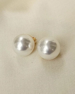 Pearl Stud Earings