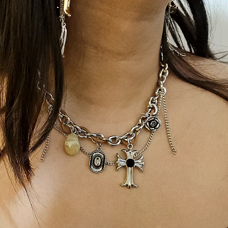 The Rebel Cross Chain