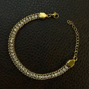 fashion bracelet, anti tarnish bracelet, waterproof bracelet, stainless steel jewellery, imitation bracelet, gold plated bracelet, daily wear bracelet, minimalist bracelet, statement jewellery, officewear jewellery