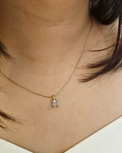 Elegant Zircon Square Necklace