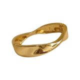 fashion bracelet, anti tarnish bracelet, waterproof bracelet, stainless steel jewellery, imitation bracelet, gold plated bracelet, daily wear bracelet, minimalist bracelet, statement jewellery, officewear jewellery